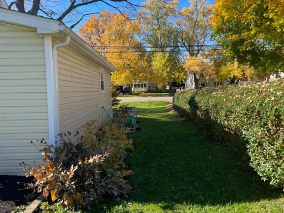 Theos Cottage Niagara Льюистон Экстерьер фото